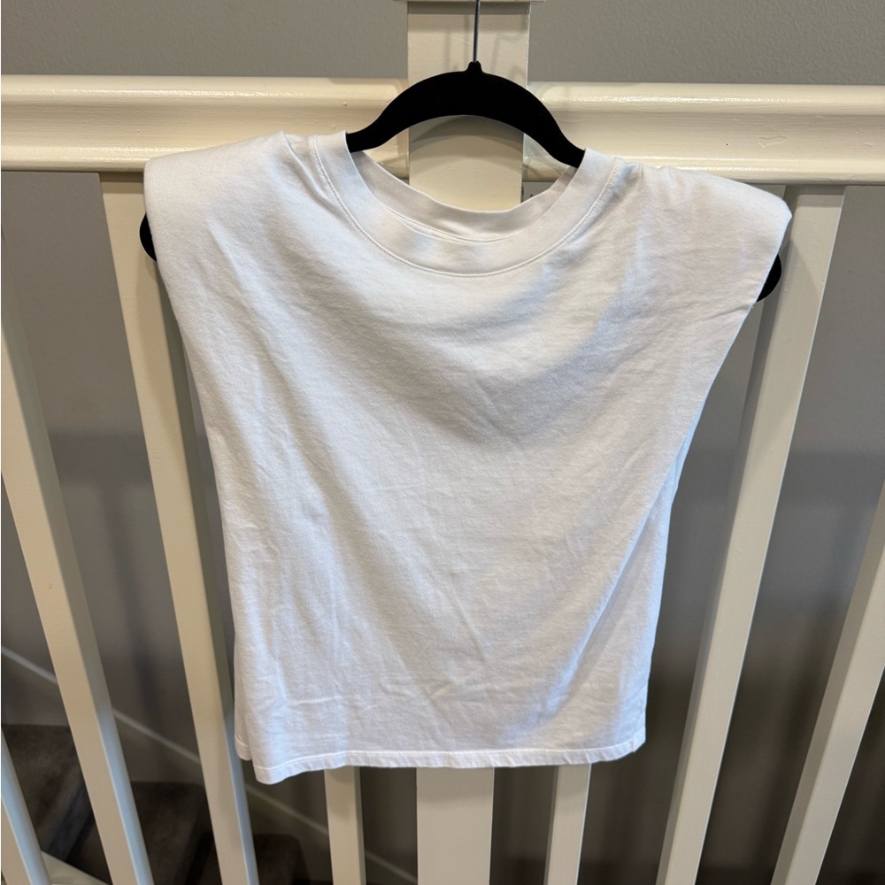 Aritzia Babaton Sleeveless Shoulder Pad White T-Shirt Top